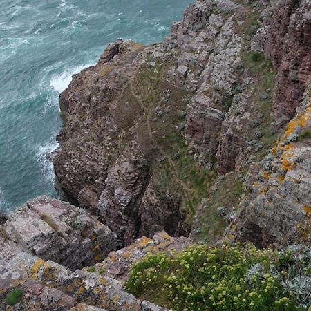 Chambre De La Nonne En Vacances Dol-de-Bretagne Luaran gambar