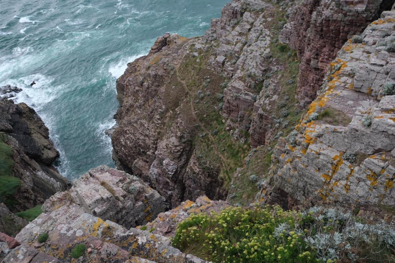 Chambre De La Nonne En Vacances Dol-de-Bretagne Luaran gambar